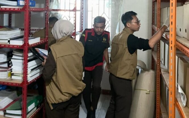 
					Kejari Sinjai Geledah Dua Kantor Balai Terkait Dugaan Kasus Korupsi SPAM