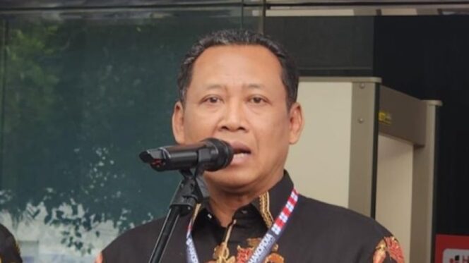 
					OTT Kasus di PT Inhutani V, KPK Tangkap 9 Orang