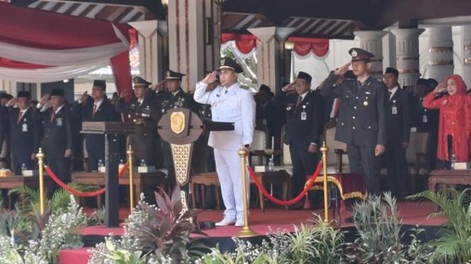 
					Isu Pemakzulan, Bupati Sudewo Tak Pimpin Upacara 17 Agustus