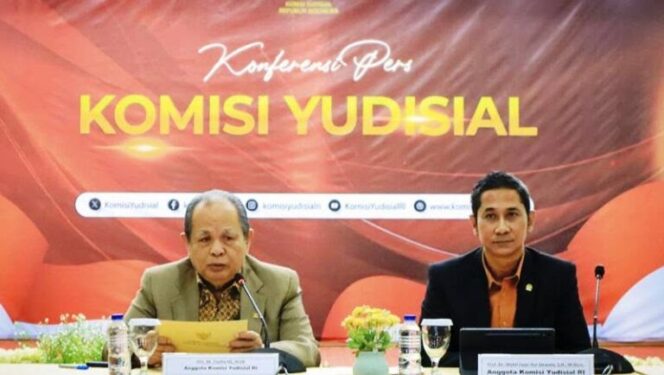 
					Komisi Yudisial Tetapkan 13 Hakim Agung MA, Berikut Daftar Lengkapnya