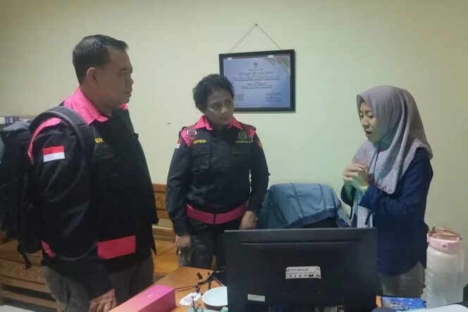 
					Kejati Jatim geledah empat lokasi terkait dugaan korupsi PT DABN