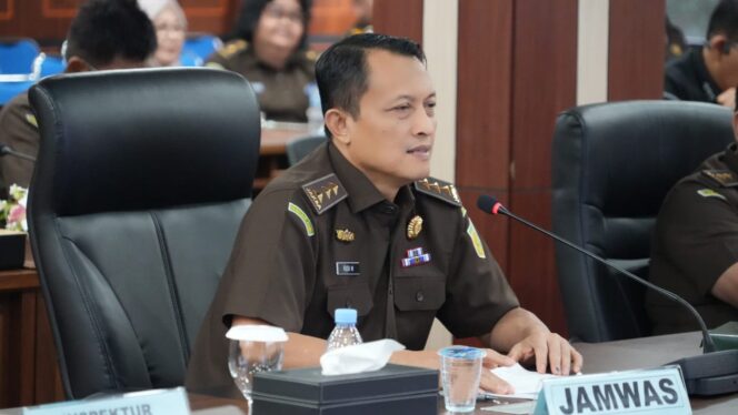 
					Jaksa Agung Muda Pengawasan Buka Sosialisasi Penyamaan Persepsi Teknis Pemeriksaan Keuangan, BMN, PNBP dan Audit di Lingkungan Kejaksaan RI