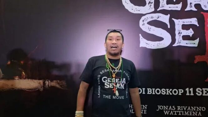 
					Mongol Stres Rela Dibayar Murah Syuting Film Gereja Setan, Ingatkan Bahaya Penyimpangan Iman