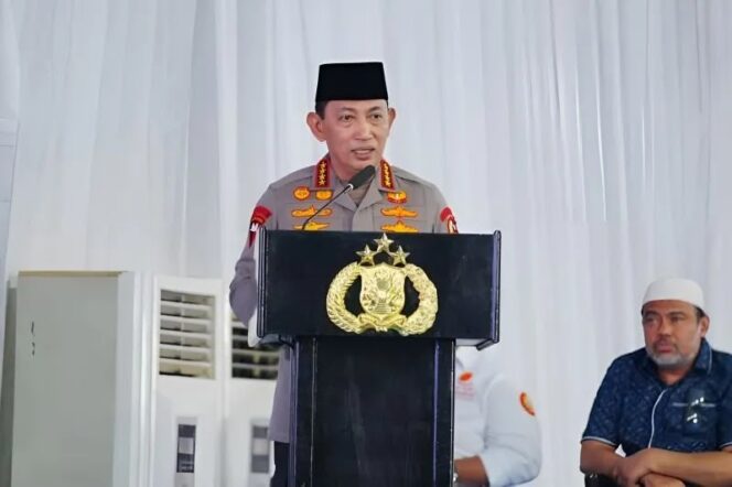 
					Hadiri Maulid Nabi, Kapolri ajak masyarakat jaga persatuan-kesatuan