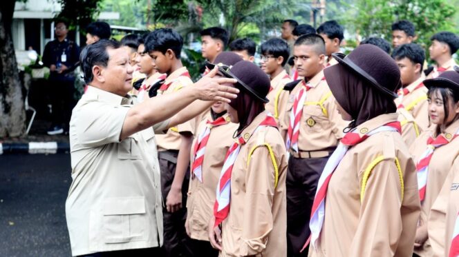 
					Usai Tinjau Sekolah Rakyat, Presiden Prabowo: Teknologi Buka Akses Pendidikan Merata di Indonesia