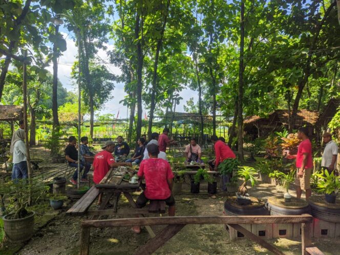 
					Dari Gubug Petani ke Panggung Nasional: Kisah Inspiratif Alamsantri Ngraseh