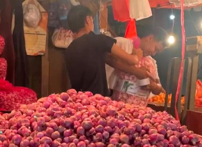 
					IKM Lamandau Capai 82,14%, Kinerja Bupati Rizky Aditya Putra Tuai Pujian