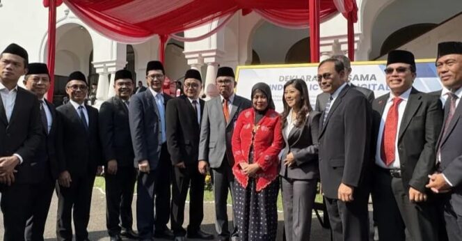 
					Kemenkominfo: 2.333 Desa di Indonesia Belum Tersentuh Internet