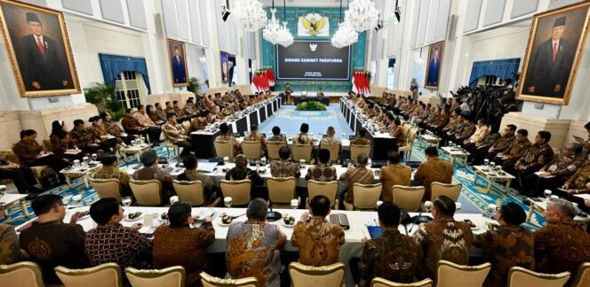 
					Satu Tahun Kabinet Merah Putih, Presiden Prabowo: “Kita Telah Bekerja Keras dan Hasilnya Dirasakan Rakyat