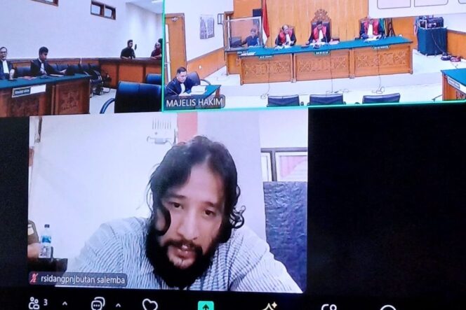 
					Cerita Ammar Zoni di Balik Tembok Nusakambangan