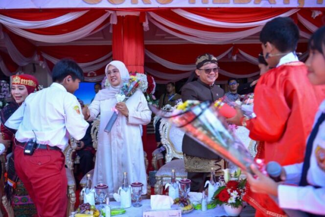 
					Hari Guru Nasional Tahun 2025: Tantangan Guru Semakin Berat