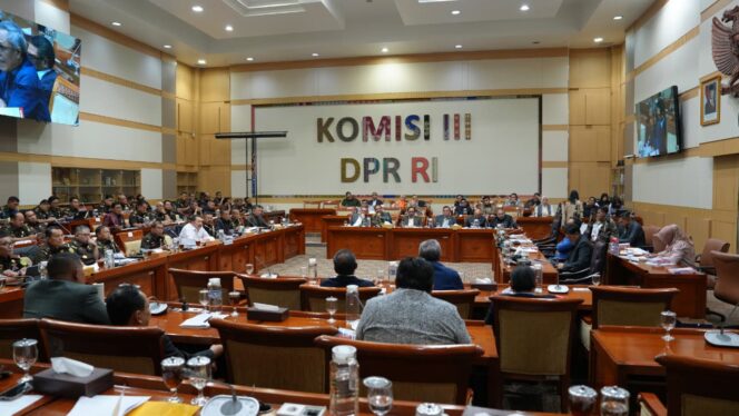 
					Jaksa Agung: Kerugian Negara Kasus Korupsi-TPPU di 2025 Capai Rp 300 T