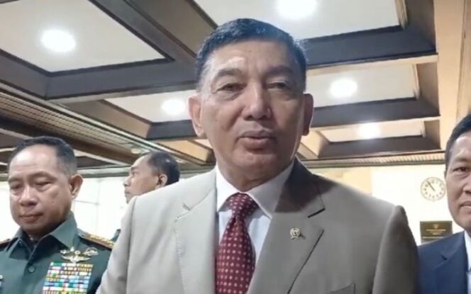 
					Menhan Sjafrie Sebut Prajurit TNI Harus Jadi Solusi Ketahanan Pangan Rakyat