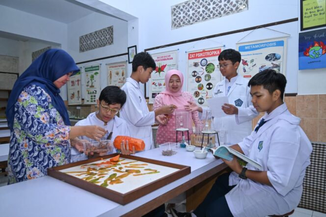 
					Pemerintah Tambah Kuota Tunjangan Guru 3T dan Wilayah Bencana Terdampak