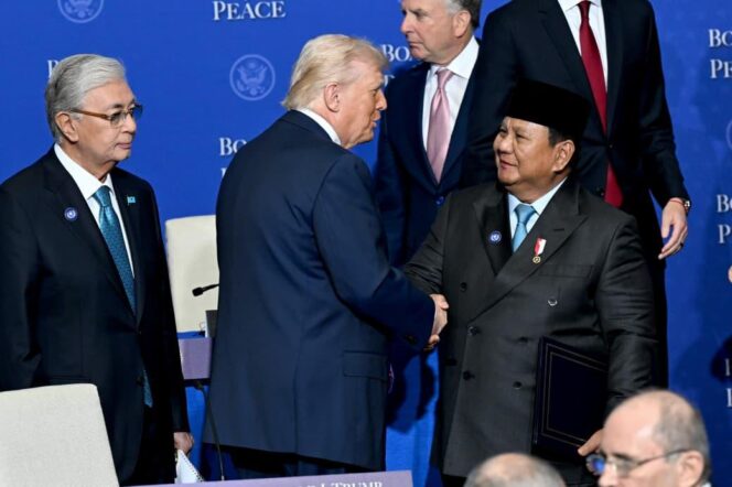 
					Di Hadapan Pemimpin Dunia, Presiden Trump Sebut Presiden Prabowo Pemimpin Tangguh dan Dihormati Dunia