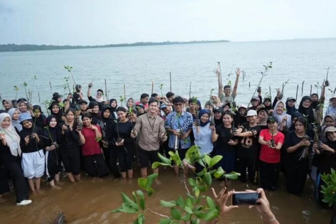 
					Pemerintah perkuat peran generasi muda melalui Mangrove Goes To School