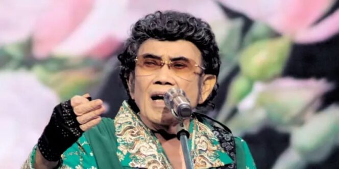 
					Rhoma Irama Tak Tega Lihat Rekan Musisi Kesulitan Jelang Lebaran, Sumbang Rp 100 Juta