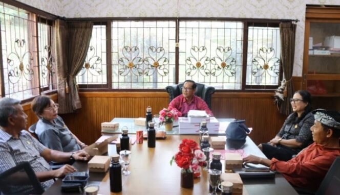 
					Stimulan Bedah Rumah Bebani Warga Miskin