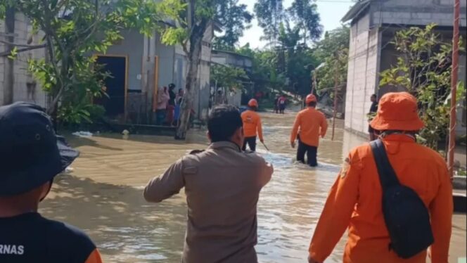 
					Banjir Rendam 16 Desa di Grobogan Jateng, 3.176 Keluarga Terdampak