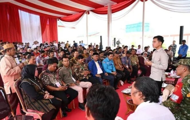 
					Gibran serap aspirasi nelayan dan petambak udang di Lampung Timur