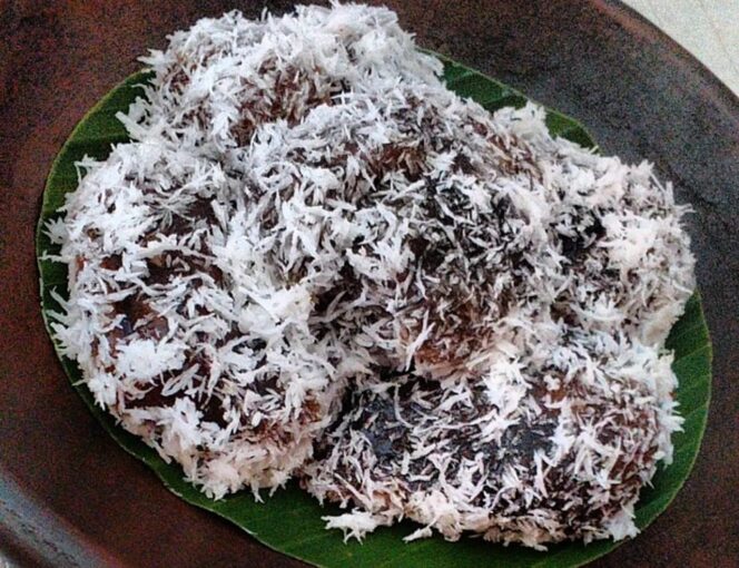 
					Ongol-Ongol, Kue Tradisional yang Kembali Naik Daun di Tengah Tren Kuliner Modern
