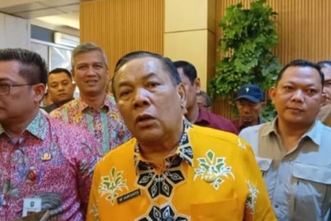 
					300 ASN di DPRD Riau Dipindahkan Imbas Kasus Dugaan Korupsi SPPD Fiktif