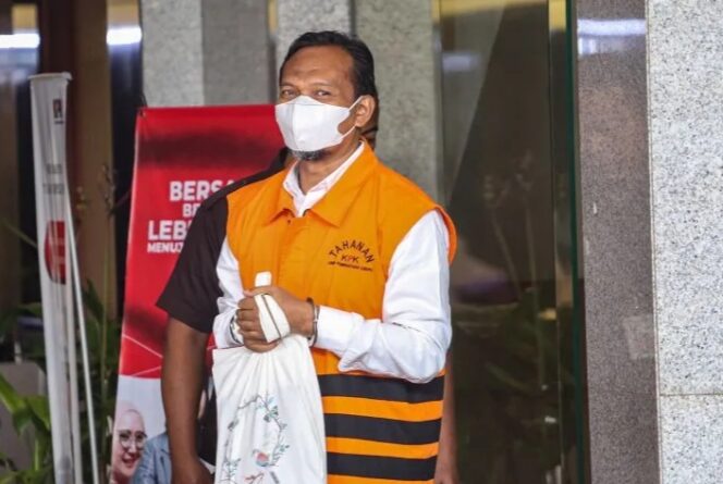 
					KPK ungkap Harno Trimadi terima gratifikasi dari kepala Balai Kemenhub