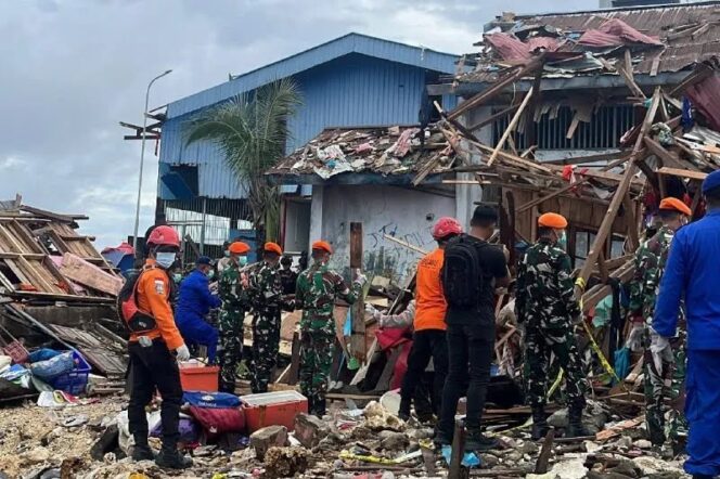 
					Sampel DNA Keluarga Korban Ledakan Bom PD II di Biak Dikirim ke Puslabfor Polri