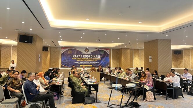 
					Kemenko Polkam Perkuat Penyelesaian Masalah Aset TNI AL di 10 Desa Pasuruan