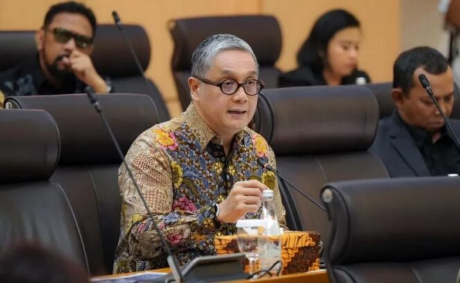 
					Anggota DPR kritik anggaran siaran RRI lebih kecil dibanding manajemen