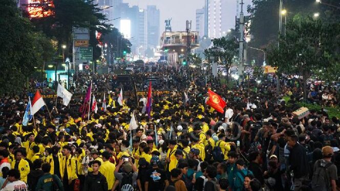 
					Demo BEM-SEMA Kampus di Jakarta hingga Medan, Ini Tuntutannya