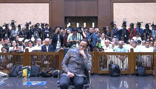 
					Selain Divonis 10 Tahun Penjara, Nadiem Makarim Dihukum Bayar Uang Pengganti Rp809,6 Miliar