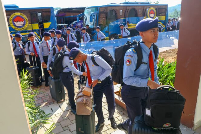 
					Angkatan Pertama SMA Taruna Nusantara Kampus IKN Tiba di IKN, Awali Tradisi Pendidikan di Nusantara