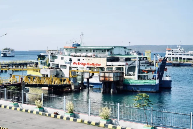 
					Polemik Tutup-Buka Penyeberangan Perintis di NTT