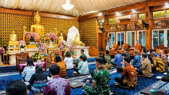 
					Doa Syukur untuk Negeri, TNI AD dan Umat Buddha Rawat Semangat Kebangsaan