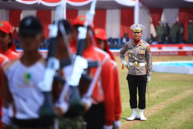 
					Mengenal Sosok Kombes Pol Jerrold Kumontoy, Danup Penurunan Bendera Merah Putih HUT RI ke-81 di Istana