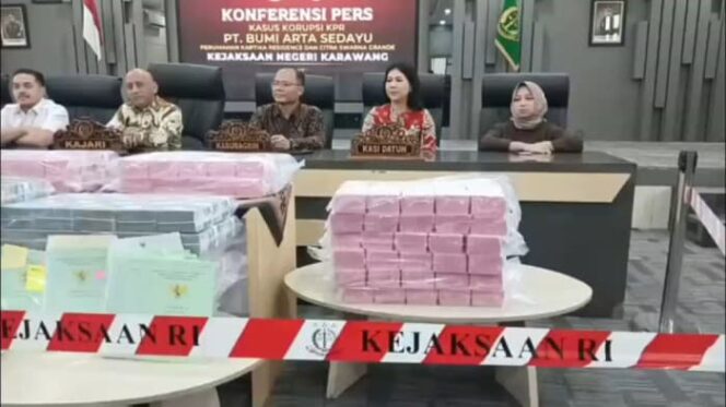 
					Korupsi KPR Fiktif Rp237 Miliar, Kejari Karawang Tetapkan 4 Tersangka