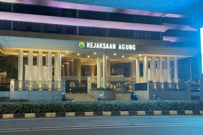 
					Kejagung Periksa 2 Pegawai Kemenhut sebagai Saksi Korupsi Terkait PT PSMI
