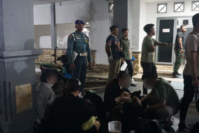 
					Ingin Masuk Malaysia Secara Ilegal Melalui Batam, Belasan WN Vietnam Diamankan TNI AL
