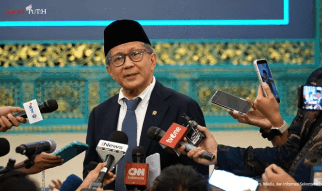 
					Dilantik Sebagai Dewan Pertimbangan Presiden, Rocky Gerung: Wantimpres Bertugas Kritis Terhadap Kebijakan