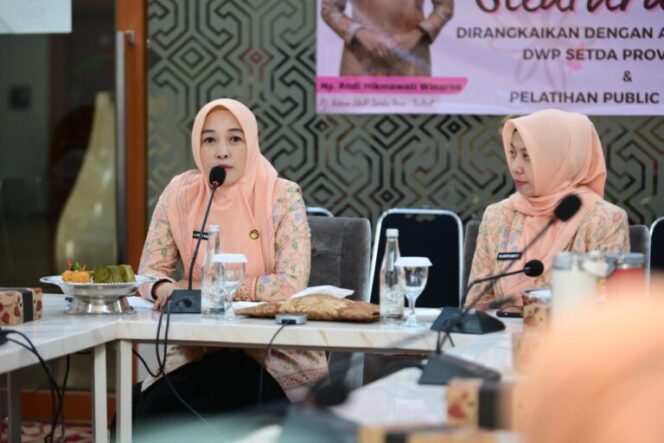 
					Perempuan TNI Pertama Pimpin DWP Sulsel, Andi Hikmawati Tekankan Kolaborasi dan Kekompakan
